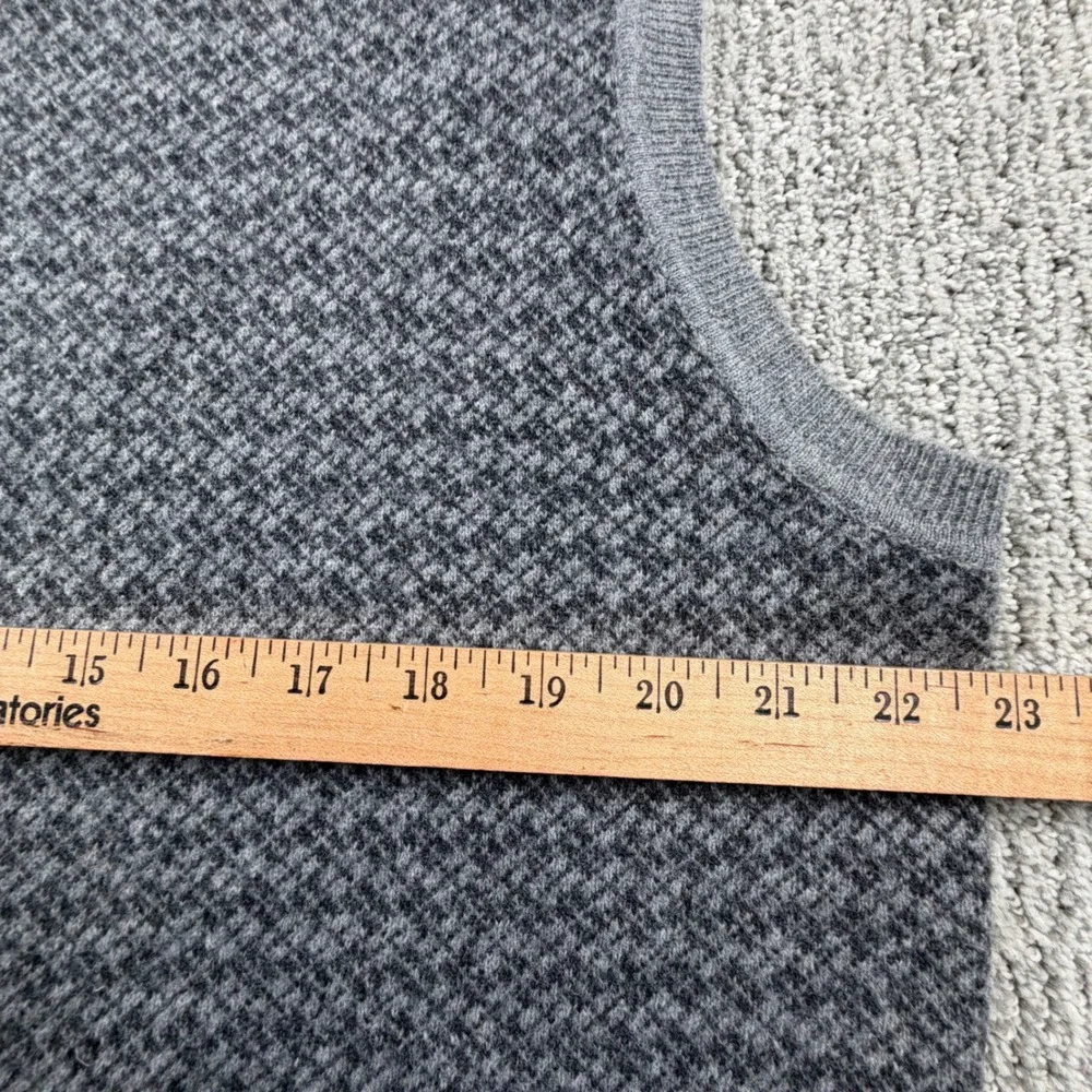 Brooks Brothers Sweater Vest Mens Large Grey 100% Lambswool Birdseye V-Neck Knit